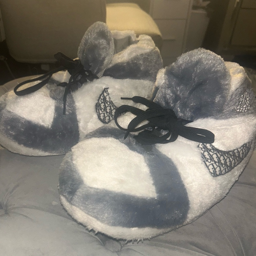 Nike Slippers